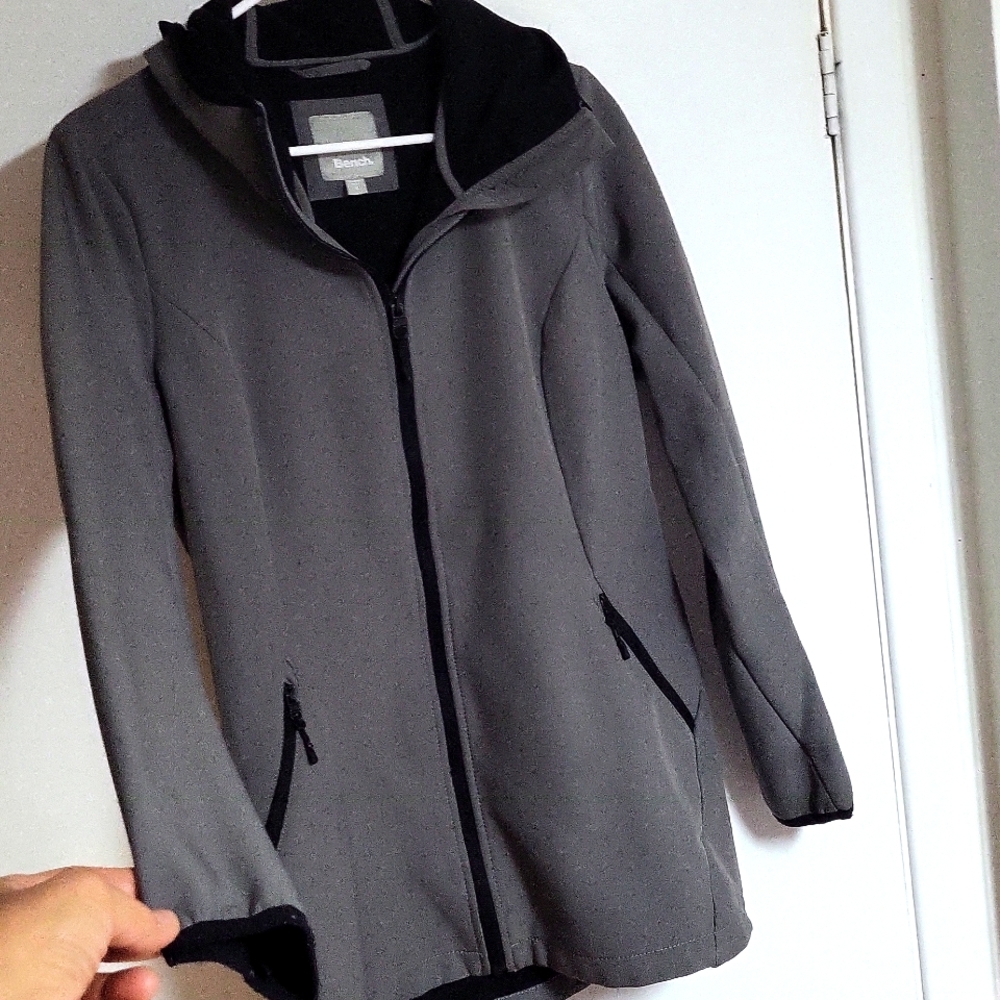 Bench women's grey zippered sweater. Small size pre-owned. - Picture 4 of 10